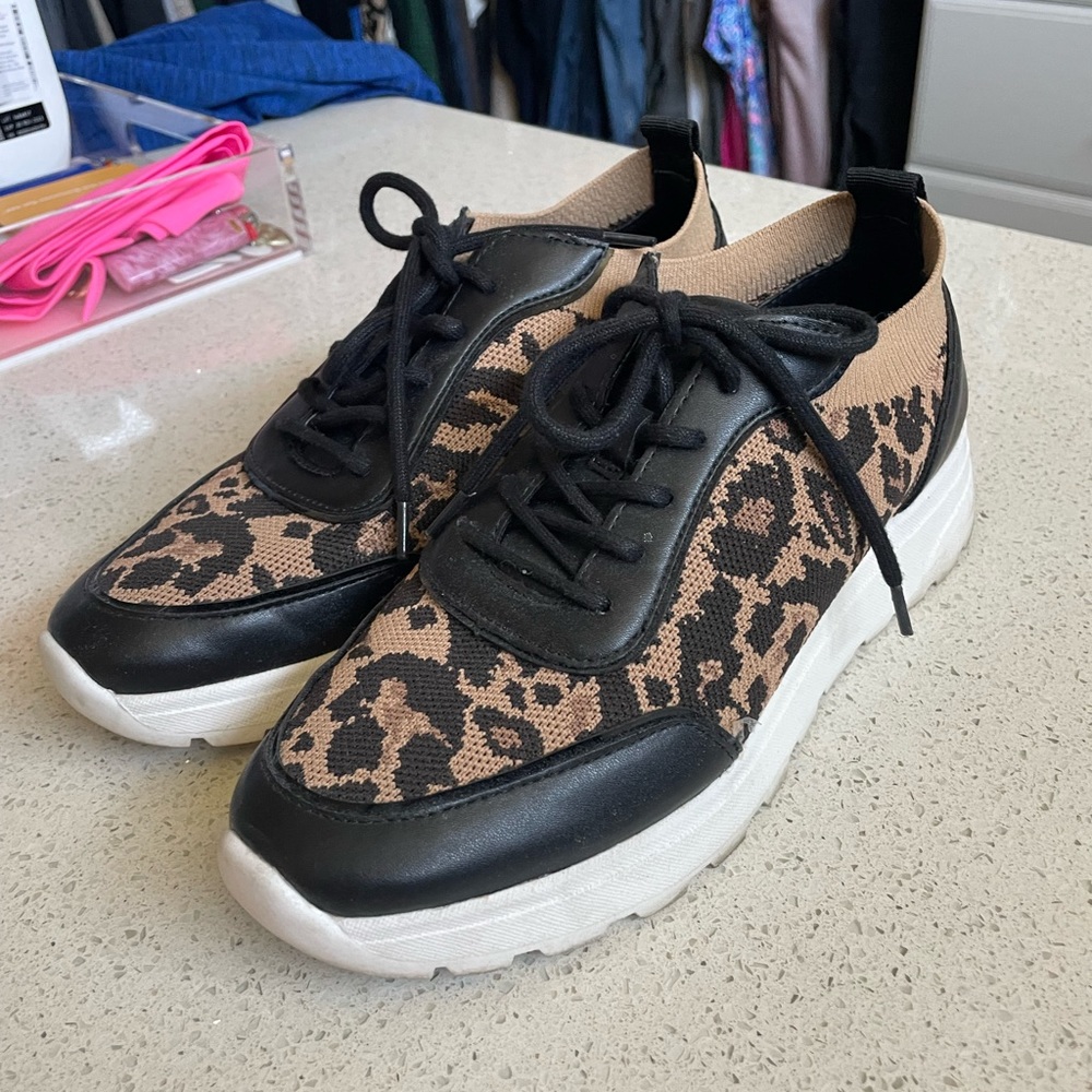 Vince Camuto Animal Print Sneakers 7.5
